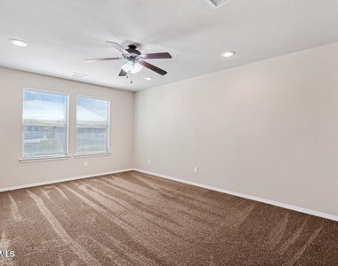 2047 Dreamlight Place - Photo Thumbnail 23