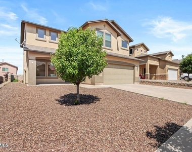 2047 Dreamlight Place - Photo Thumbnail 2