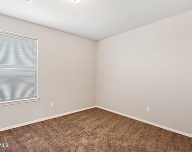 2047 Dreamlight Place - Photo Thumbnail 39