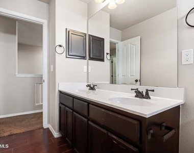 2047 Dreamlight Place - Photo Thumbnail 16