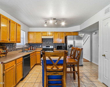 3749 Leticia Street - Photo Thumbnail 12