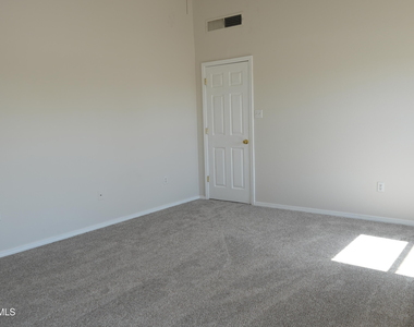 661 Paseo Sereno Drive - Photo Thumbnail 13