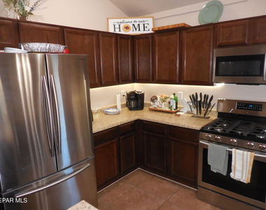 12572 Paseo Lindo Drive - Photo Thumbnail 7