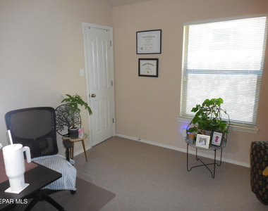 12572 Paseo Lindo Drive - Photo Thumbnail 25