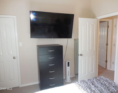 12572 Paseo Lindo Drive - Photo Thumbnail 24