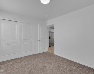 13095 Emerald Hills Avenue - Photo Thumbnail 20