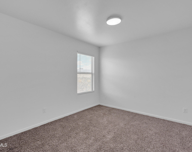 13095 Emerald Hills Avenue - Photo Thumbnail 21