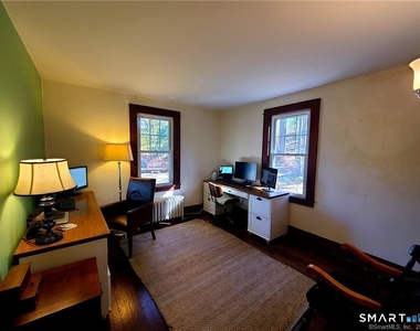 32 Horseshoe Road - Photo Thumbnail 9