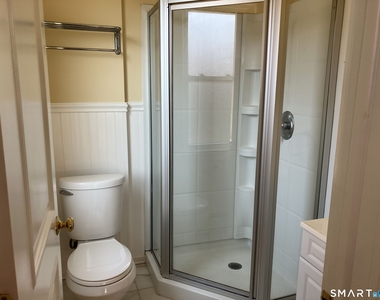 450 Davidson Street - Photo Thumbnail 6