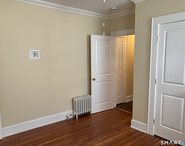 450 Davidson Street - Photo Thumbnail 10