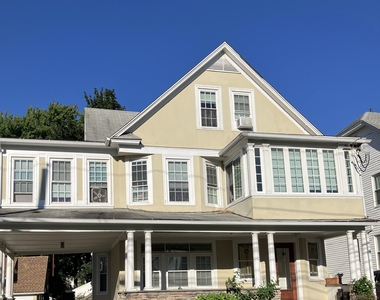 450 Davidson Street - Photo Thumbnail 3