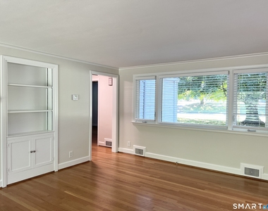 1360 Main Street - Photo Thumbnail 13