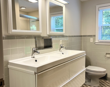 1360 Main Street - Photo Thumbnail 27
