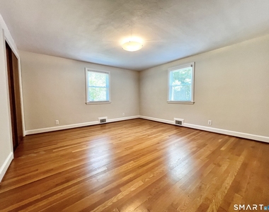 1360 Main Street - Photo Thumbnail 17