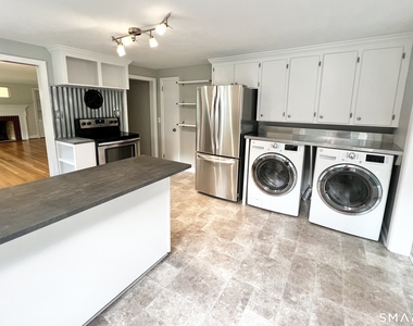 1360 Main Street - Photo Thumbnail 4