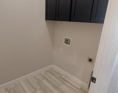 12349 Desert Wolf Avenue - Photo Thumbnail 14