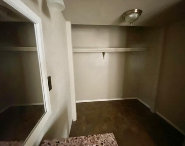 1587 Catham Circle - Photo Thumbnail 12