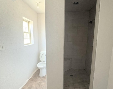 1587 Catham Circle - Photo Thumbnail 10