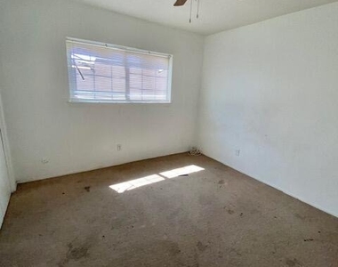 1587 Catham Circle - Photo Thumbnail 11