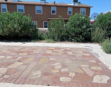 1587 Catham Circle - Photo Thumbnail 17