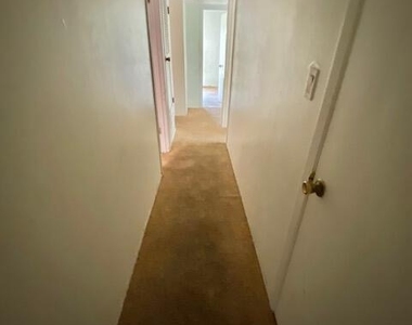 1587 Catham Circle - Photo Thumbnail 7