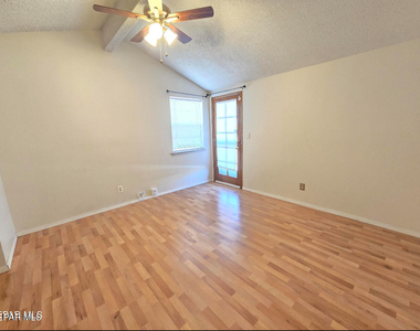 11725 Fred Perry Drive - Photo Thumbnail 17