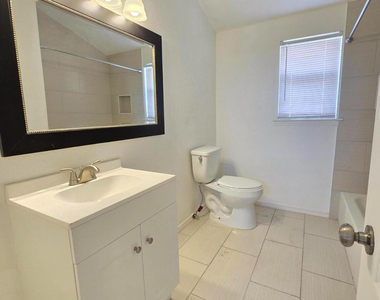 11725 Fred Perry Drive - Photo Thumbnail 13