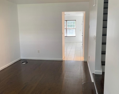 175 Harding Avenue - Photo Thumbnail 10
