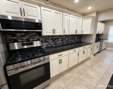 1440 Main Street - Photo Thumbnail 8