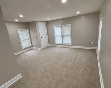1440 Main Street - Photo Thumbnail 5