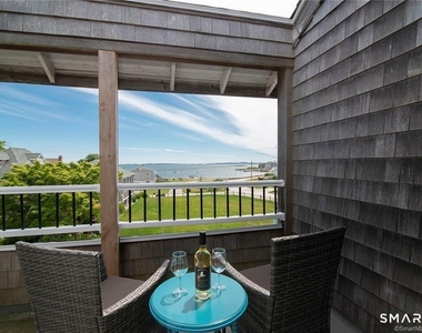 71 Noyes Avenue - Photo Thumbnail 1