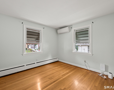 58 Jackson Avenue - Photo Thumbnail 10