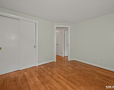 58 Jackson Avenue - Photo Thumbnail 13