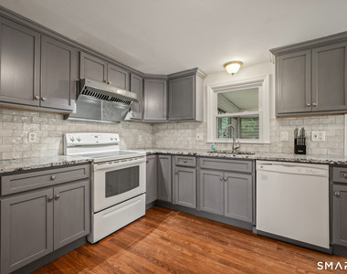 58 Jackson Avenue - Photo Thumbnail 3