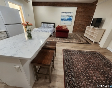 844 Grand Avenue - Photo Thumbnail 4