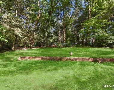 8 Circle Drive - Photo Thumbnail 21