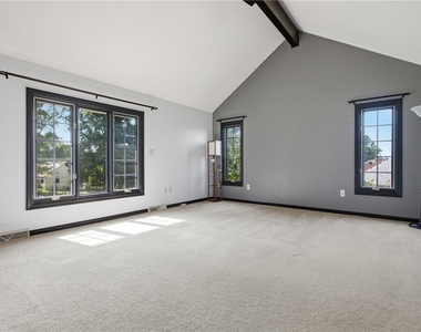 2501 Birchwood Ct - Photo Thumbnail 15