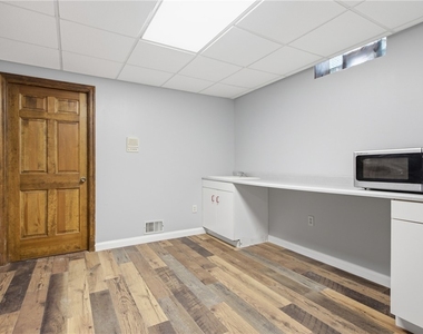 2501 Birchwood Ct - Photo Thumbnail 25
