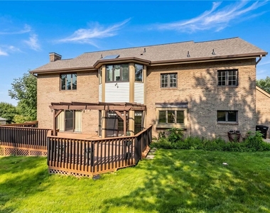 2501 Birchwood Ct - Photo Thumbnail 29