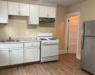 6521 Dean St. - Photo Thumbnail 5