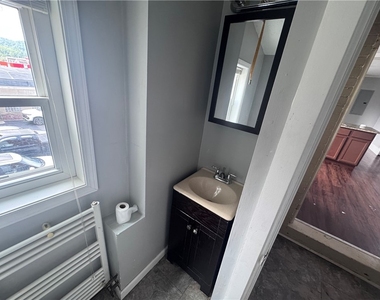 520 Brinton Ave - Photo Thumbnail 3