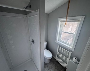 520 Brinton Ave - Photo Thumbnail 2