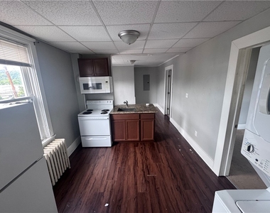 520 Brinton Ave - Photo Thumbnail 4