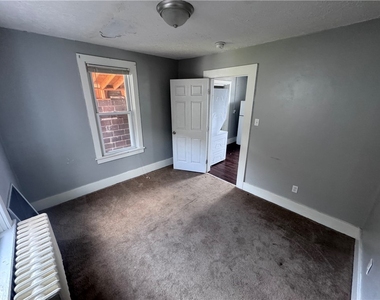 520 Brinton Ave - Photo Thumbnail 12