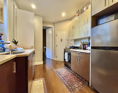 210 Humboldt Street - Photo Thumbnail 2