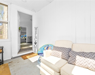 1409 Erie St - Photo Thumbnail 2