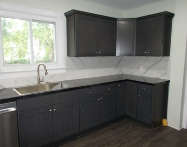 41 Doran Street - Photo Thumbnail 2