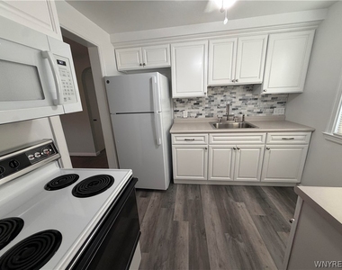 808 Cleveland Drive - Photo Thumbnail 10