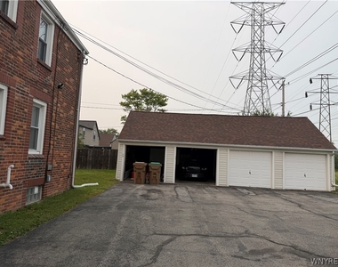 808 Cleveland Drive - Photo Thumbnail 1
