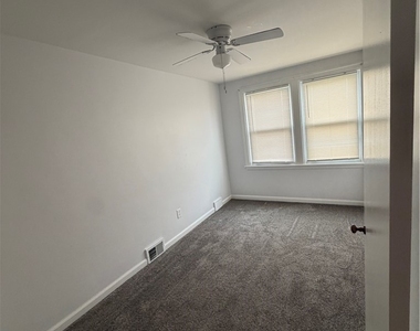 808 Cleveland Drive - Photo Thumbnail 3